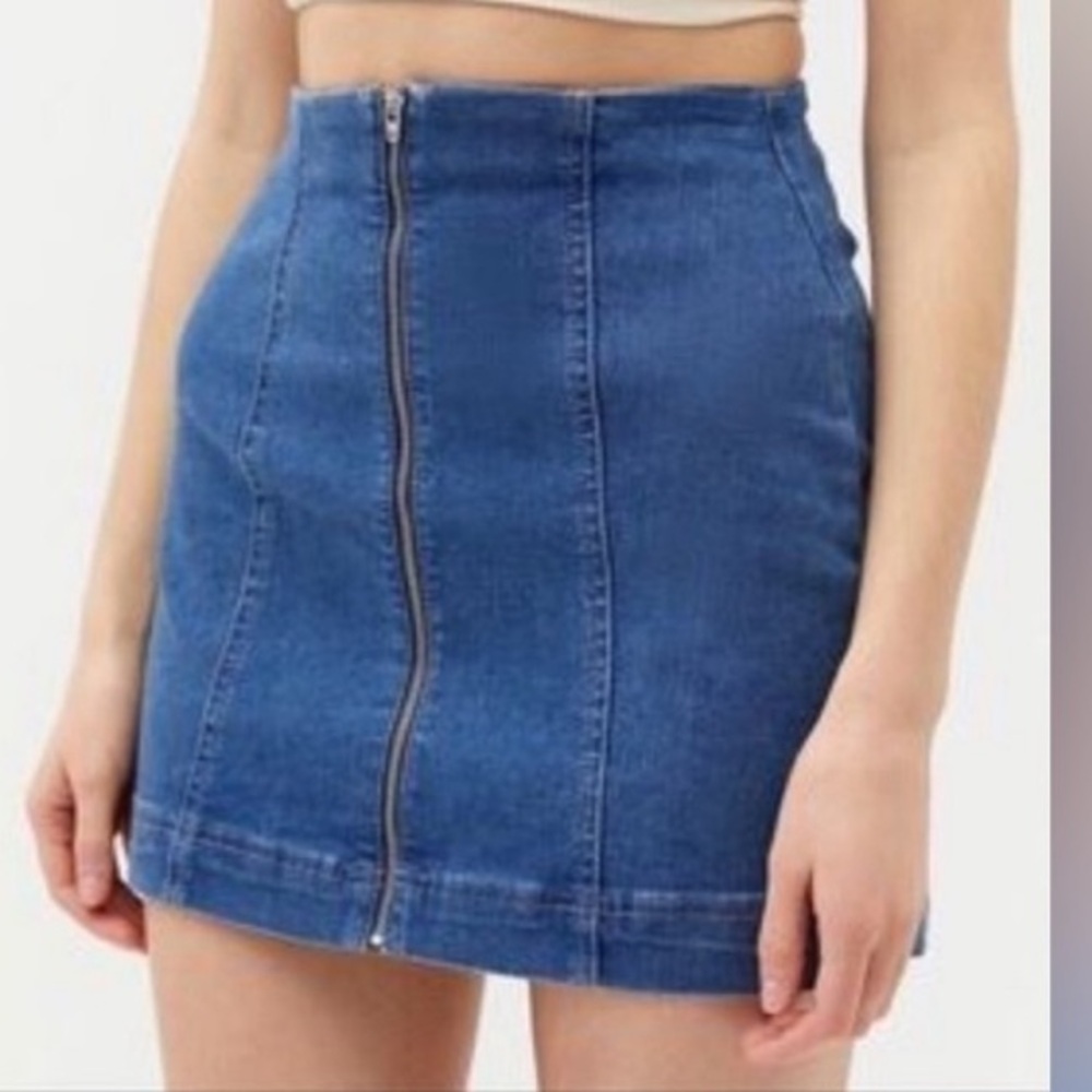 Denim Front-Zip A-Line Skirt - Blue